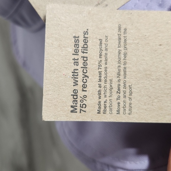 Nike Kids Lavender Bucket Hat - Picture 4 of 5